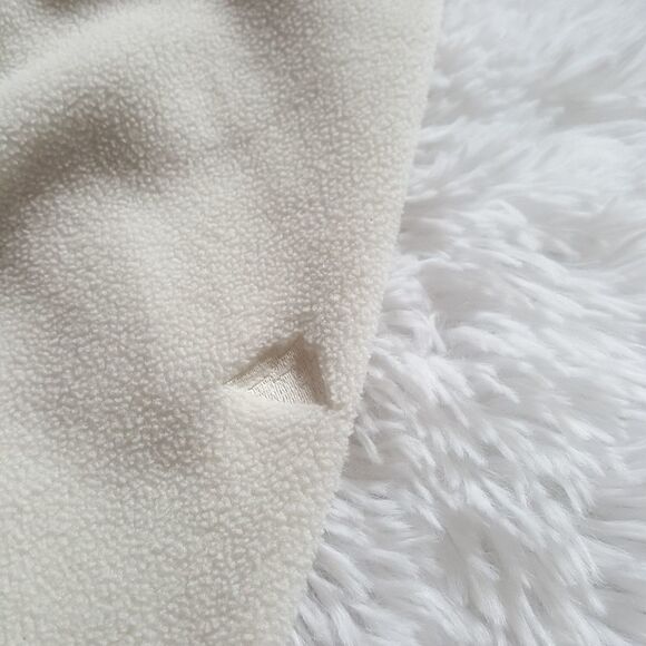 Snozu Fleece Jacket Cream and Brown Zip front Zip up Pockets Size Medium - Picture 2 of 8